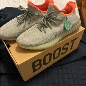 adidas Yeezy Boost 350 V2